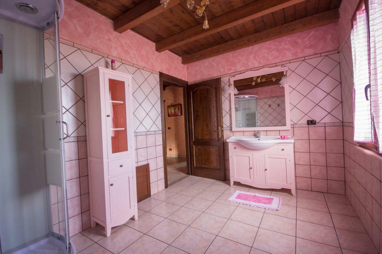 Casa Vacanza Il Mandorlo Domusnovas Dış mekan fotoğraf