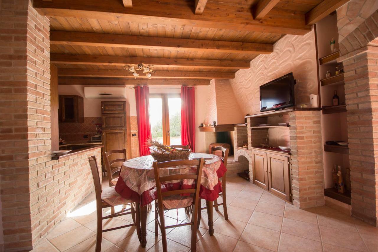 Casa Vacanza Il Mandorlo Domusnovas Dış mekan fotoğraf