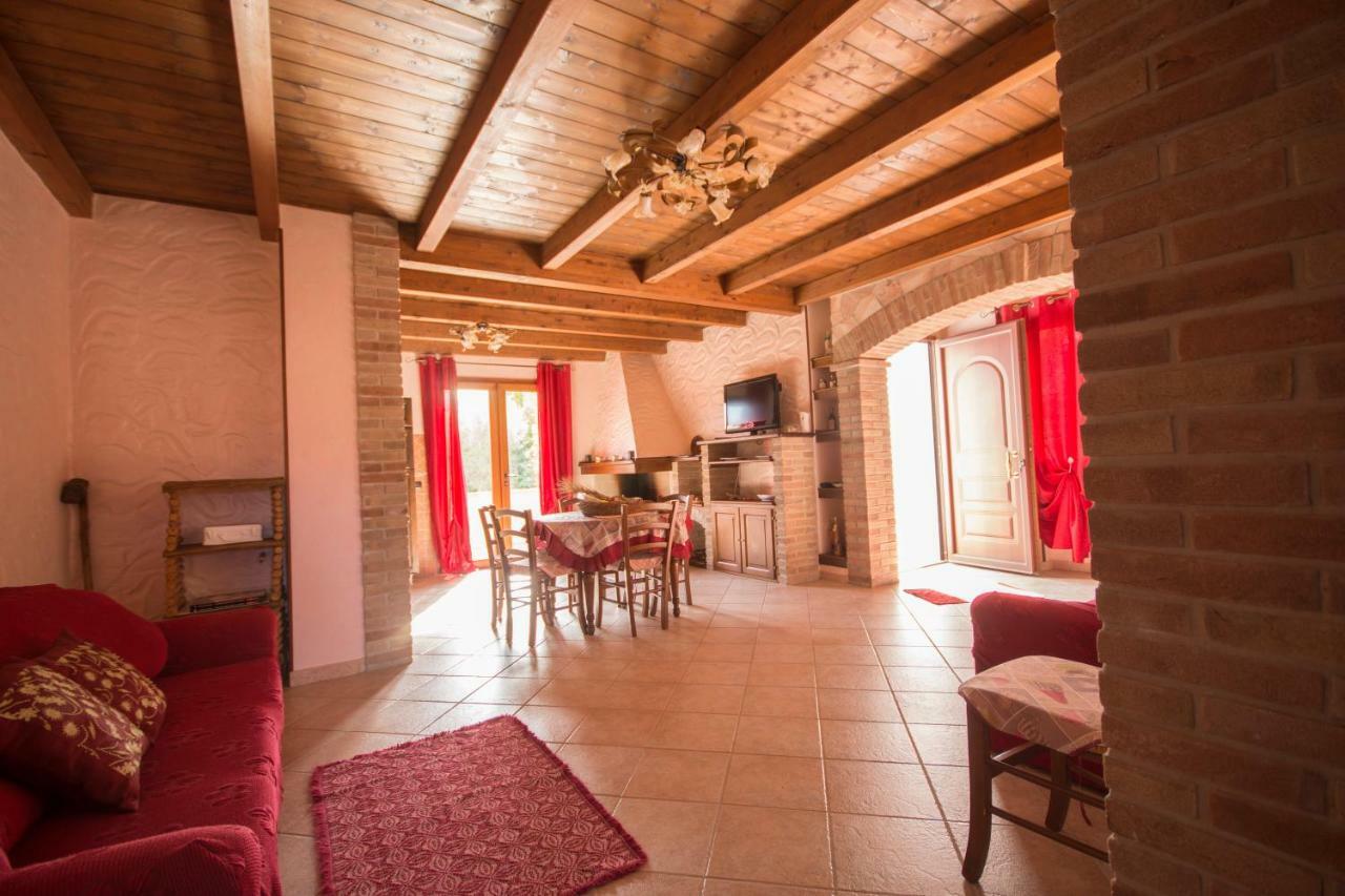 Casa Vacanza Il Mandorlo Domusnovas Dış mekan fotoğraf
